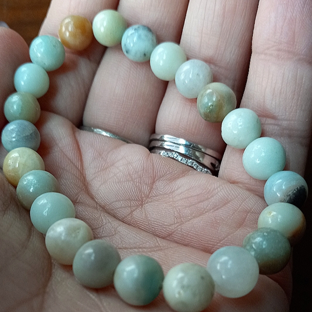 ! S O L D ! Green Agate Bracelet Stretch Chord